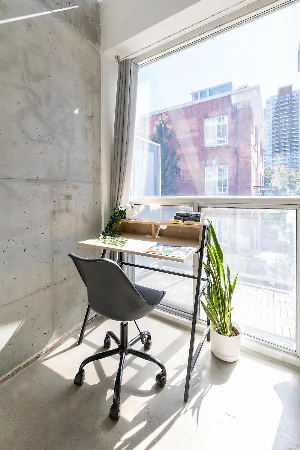 2 Storey Creative Downtown West Loft Toronto 0*,