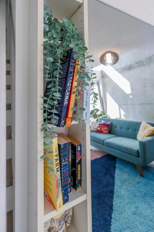 2 Storey Creative Downtown West Loft Toronto